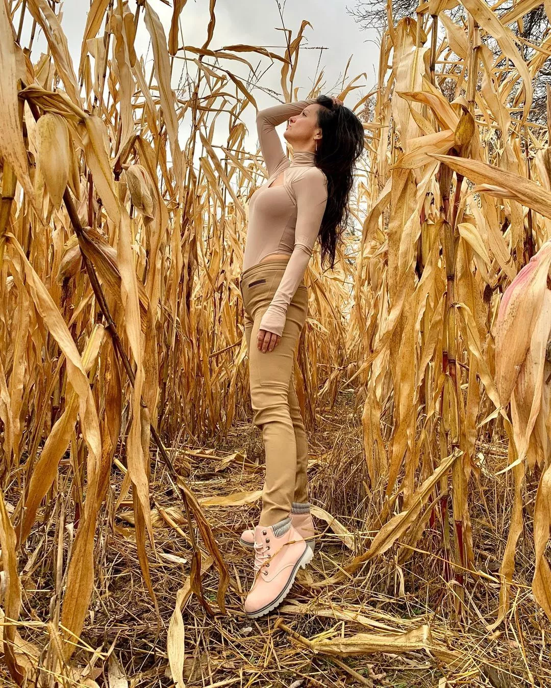 Popularna wokalistka disco polo z dumą prezentuje swoje piękne ciało! Joanna Kaczanowska (Etna) wygląda obłędnie!